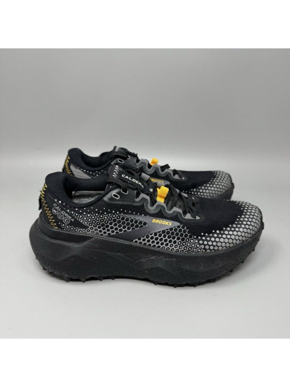 Brooks Caldera 6 Shoes Womens 5 B Black Gray Hiking Trail Running Sneakers